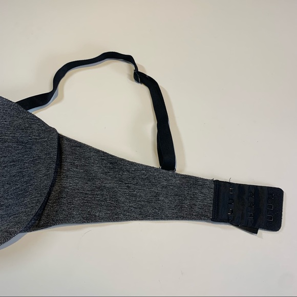 La Senza 34D Heather grey “Body Kiss” twist front push up strapless bra - Picture 6 of 14